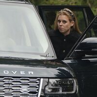La Princesa Beatriz de York en Balmoral para un servicio religioso por la Reina Isabel II