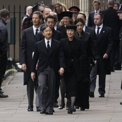 El emperador Naruhito de Japón en el funeral de la Reina Isabel II