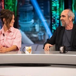 Penélope Cruz y Luis Tosar presentando 'En los márgenes' en 'El Hormiguero'