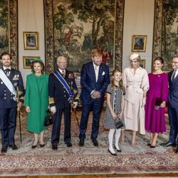 La Familia Real Sueca con Guillermo Alejandro y Máxima de Holanda en la recepción a los Reyes de Holanda en el Palacio Real de Estocolmo
