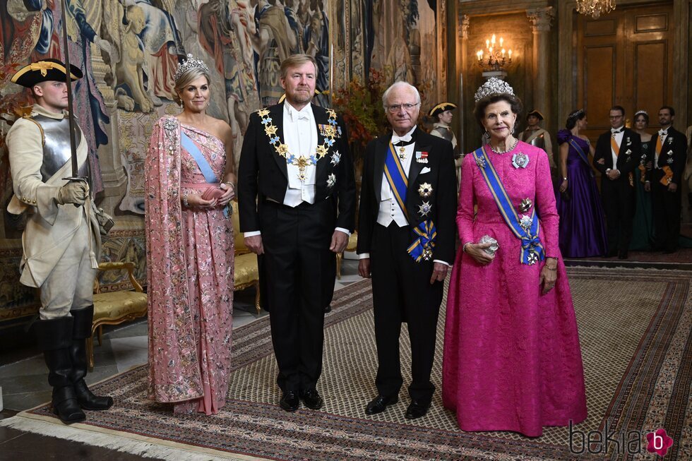 Los Reyes de Holanda, junto con los Reyes de Suecia, en la cena de gala de su Visita de Estado a Suecia