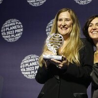 Luz Gabás y Cristina Campos, ganadora y finalista del Premio Planeta 2022
