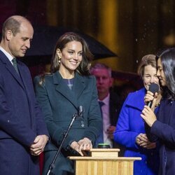 El Príncipe Guillermo y Kate Middleton con la Alcaldesa de Boston durante su visita a Estados Unidos