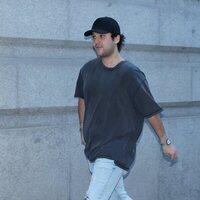 Froilán paseando por Madrid