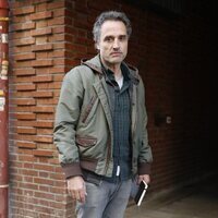 Daniel Guzmán en la capilla ardiente de Carlos Saura