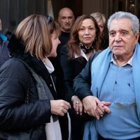 Andrés Pajares en la capilla ardiente de Carlos Saura