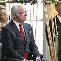 Carlos Gustavo y Silvia de Suecia en su visita a Jönköping
