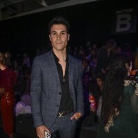 Kiko Jiménez en el front row de la MBFWMadrid 2023