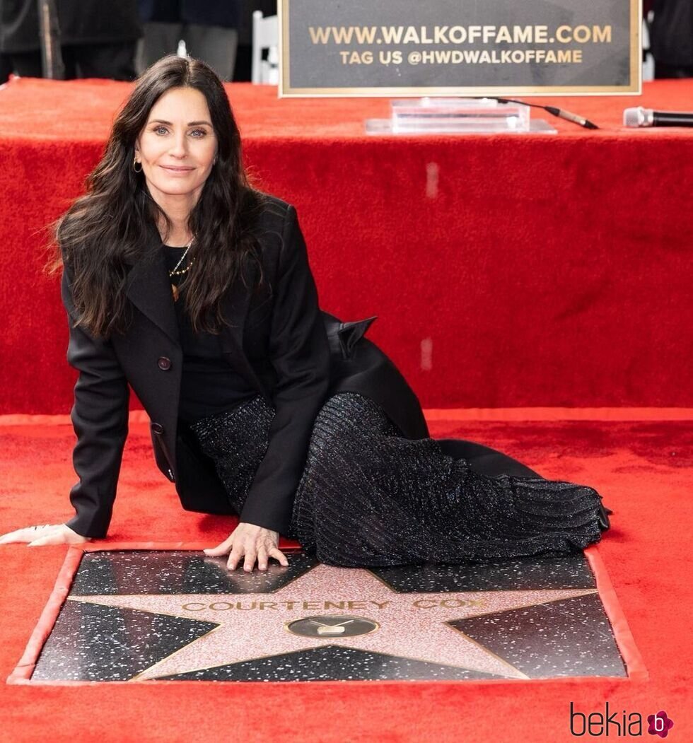 Courteney Cox recibe su estrella en el Paseo de la Fama