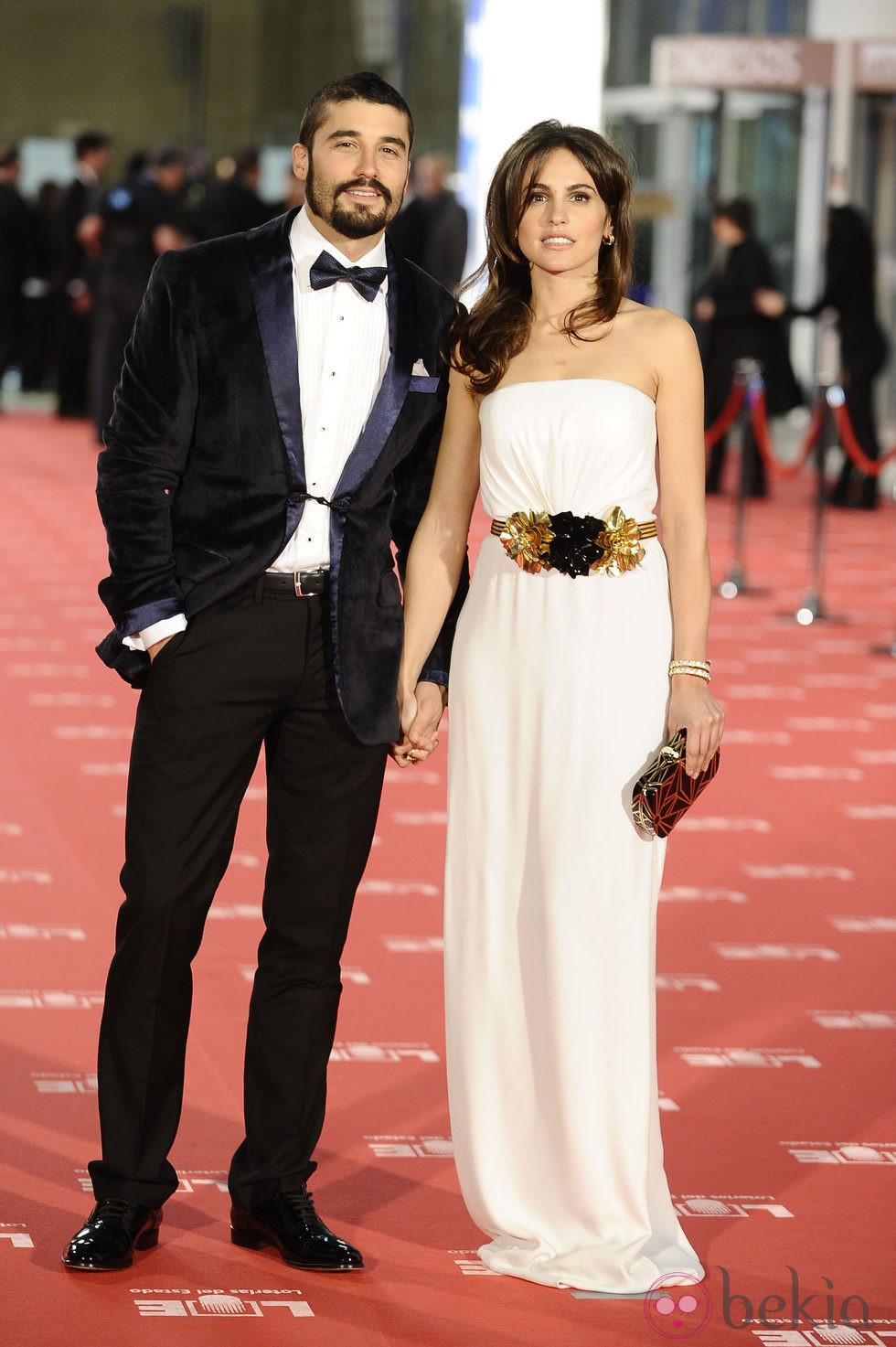 Álex García y Verónica Echegui en la alfombra roja de los Goya 2012