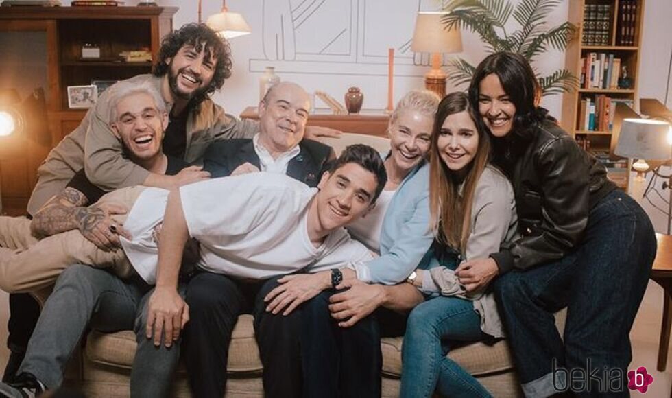 El reencuentro del reparto de 'Los Serrano' veinte años después del estreno