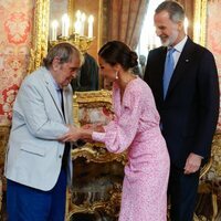 Los Reyes Felipe y Letizia y Rafael Cadenas en el almuerzo por el Premio Cervantes 2022