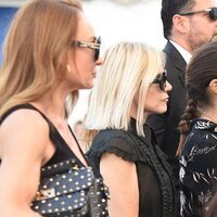 Eugenia Martínez de Irujo y Tana Rivera en el funeral de Cristo Báñez