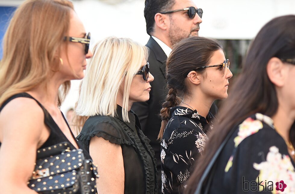 Eugenia Martínez de Irujo y Tana Rivera en el funeral de Cristo Báñez