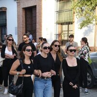 Rocío Martín Berrocal, Eva González y Madame de Rosa en el funeral de Cristo Bánez