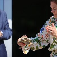 Victoria de Suecia con una tortuga en el Turtle Ark del Nordens Ark Zoo