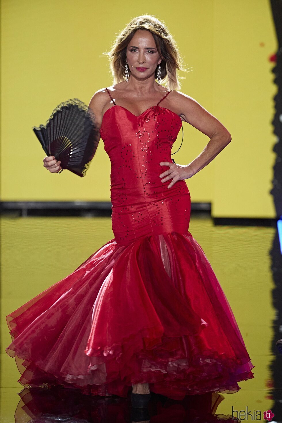 María Patiño vestida de Lola Flores en la 'Sálvame Fashion Week 2023'