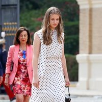 La Princesa Leonor, muy seria en la entrega de despachos de la Academia de Zaragoza