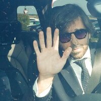 Álvaro Falcó llegando al tanatorio de Marta Chávarri