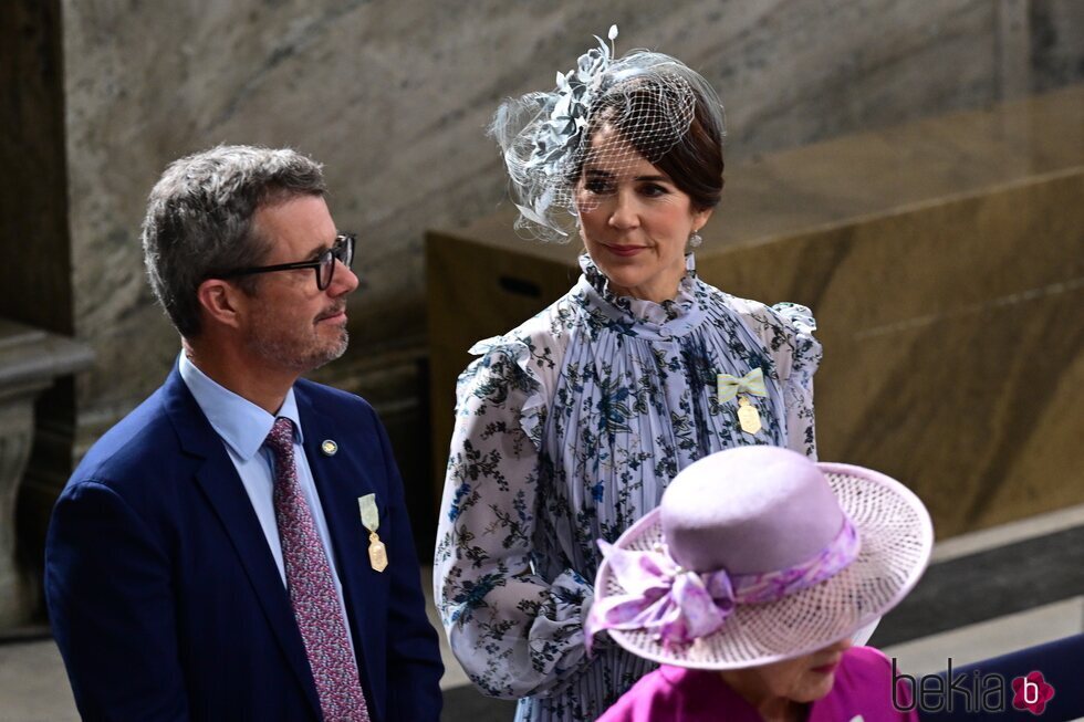 Federico y Mary de Dinamarca en el Te Deum por el Jubileo de Carlos Gustavo de Suecia