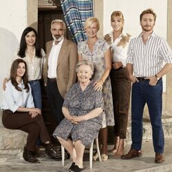 Los actores de 'Cuéntame cómo pasó' en una fotografía promocional de la última temporada