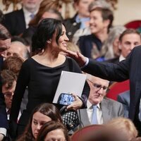 El Duque de Alba saluda a Cruz Sánchez de Lara en los Premios Princesa de Asturias 2023