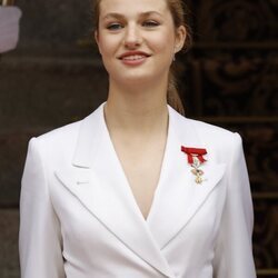 La Princesa Leonor en las puertas del Congreso antes de la Jura de la Constitución