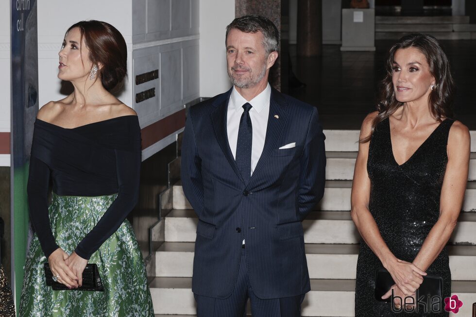 Federico y Mary de Dinamarca y la Reina Letizia en la Visita de Estado de los Reyes Felipe y Letizia a Dinamarca