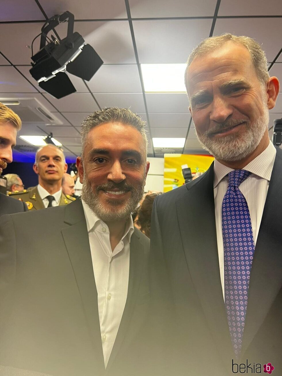 Kiko Hernández con el Rey Felipe VI