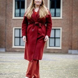 Amalia de Holanda en su posado navideño en el Palacio de Huis ten Bosch 