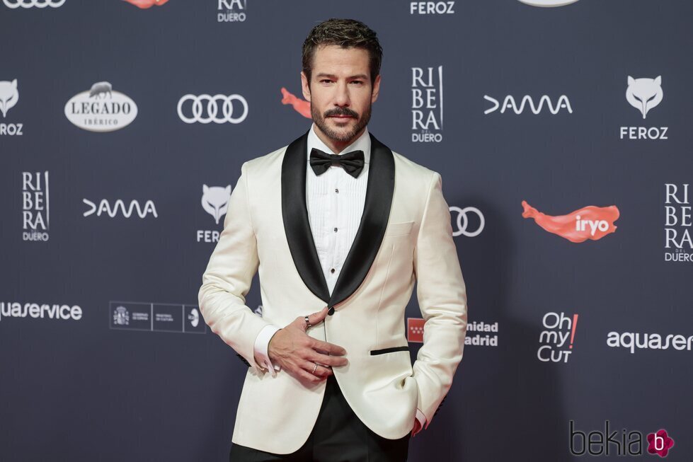 Alejandro Albarracín en los premios Feroz 2024