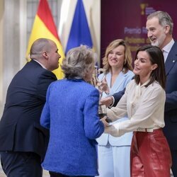 Los Reyes Felipe y Letizia entregan el Premio Reina Sofía a Antonio Pampliega y Paloma del Río en los Premios Nacionales del Deporte 2022
