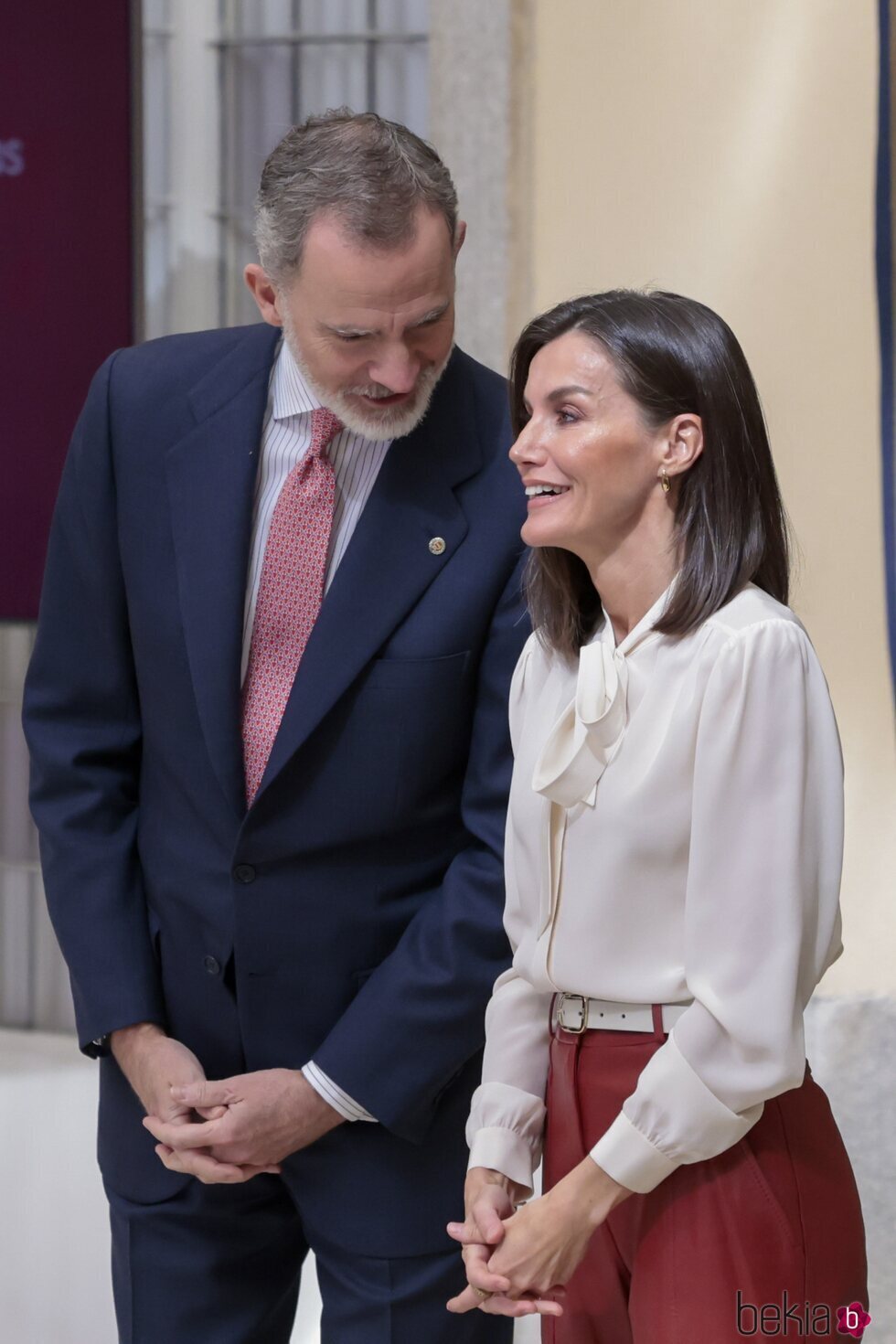 Los Reyes Felipe y Letizia, muy cómplices en los Premios Nacionales del Deporte 2022