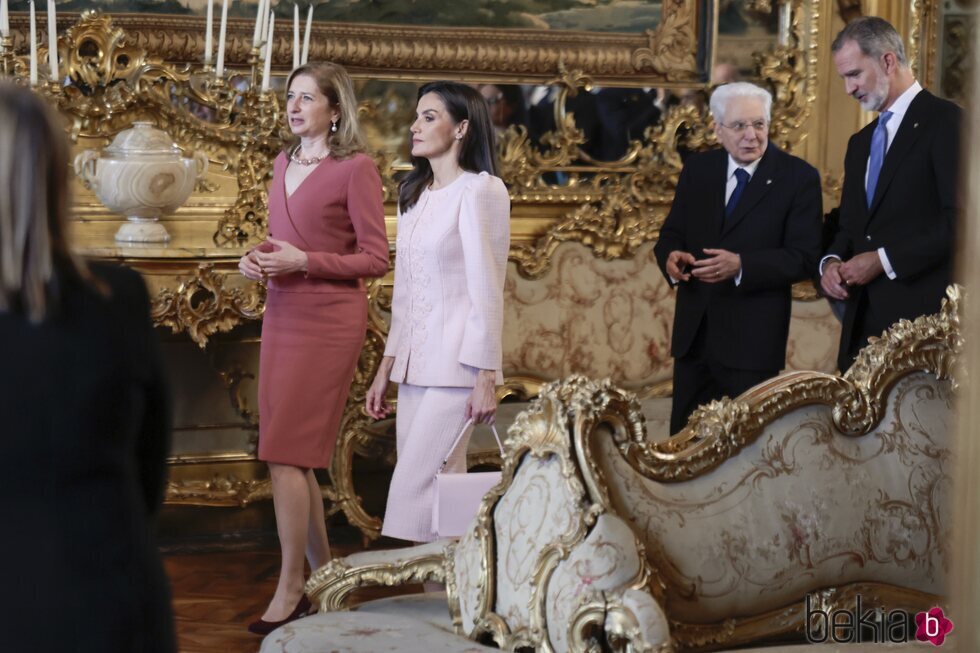 Los Reyes Felipe y Letizia y el Presidente y la Primera Dama de Italia en la bienvenida a los Reyes de España por su Visita de Estado a Italia