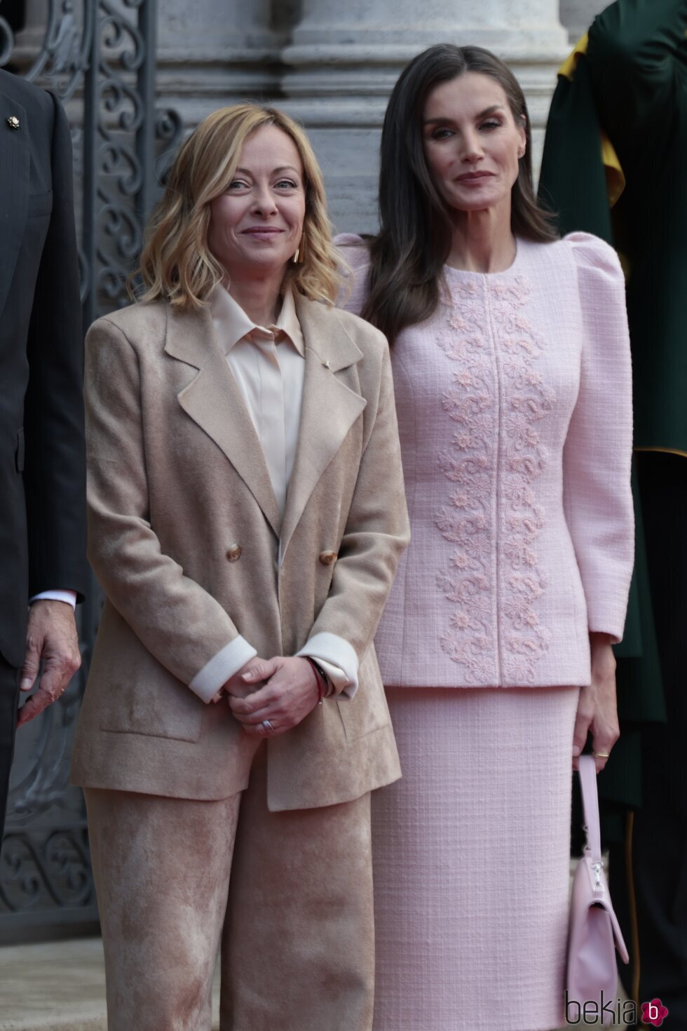La Reina Letizia y Giorgia Meloni en un almuerzo por la Visita de Estado de los Reyes de España a Italia