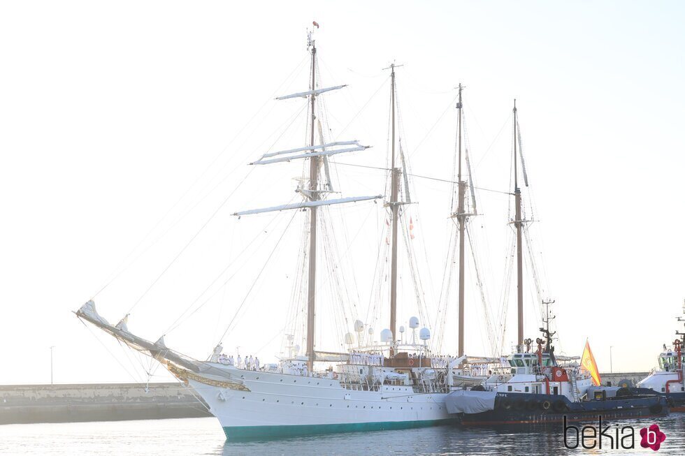 El Juan Sebastián de Elcano en Tenerife, primera parada del crucero de instrucción de la Princesa Leonor