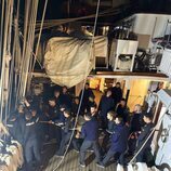 La Princesa Leonor realizando maniobras nocturnas con sus compañeros en el Elcano