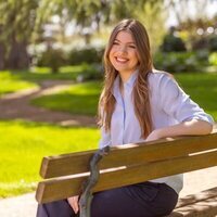 La Infanta Sofía posa muy sonriente en su 18 cumpleaños