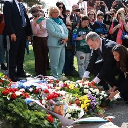 Los Reyes Felipe y Letizia en la ofrenda floral en el 80 aniversario de la liberación de Mauthausen