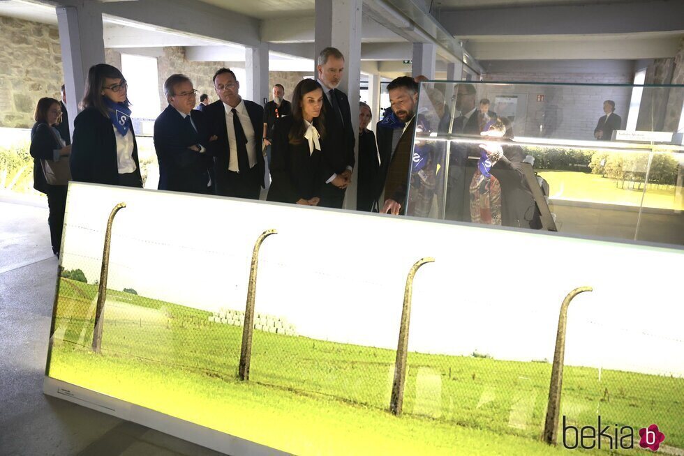 Los Reyes Felipe y Letizia en el museo del campo de concentración de Mauthausen