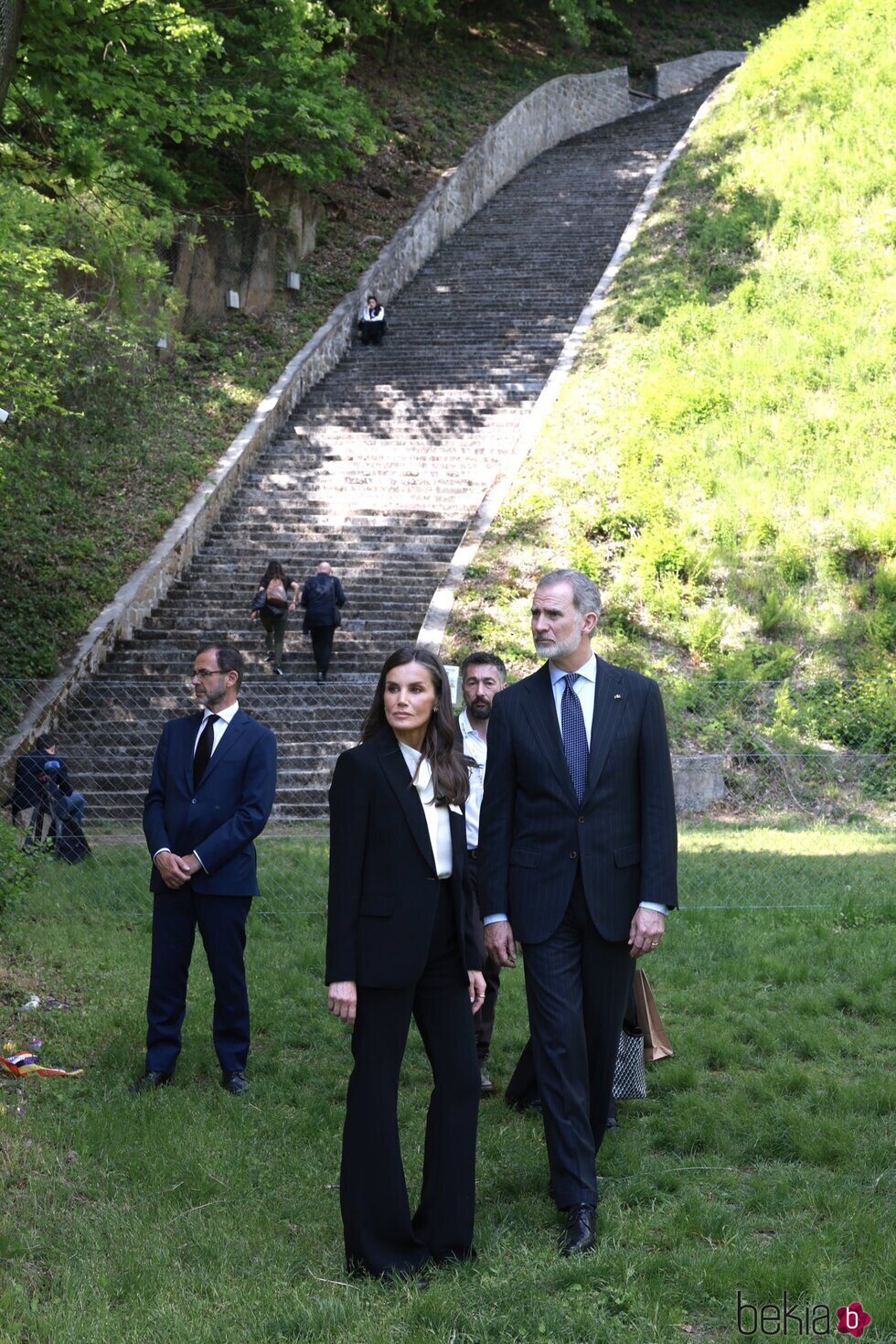 Los Reyes Felipe y Letizia en la cantera de Wiener Graben y la 'escalera de la muerte' en Mauthausen