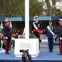 El Rey Felipe junto a la Princesa Leonor en el desfile del Día de la Hispanidad 2025