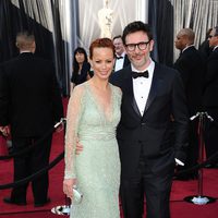 Michel Hazanavicius y Berenice Bejo en la alfombra roja de los Oscar 2012