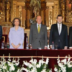 Jesús Posada, los Reyes, Mariano Rajoy y Pío García Escudero