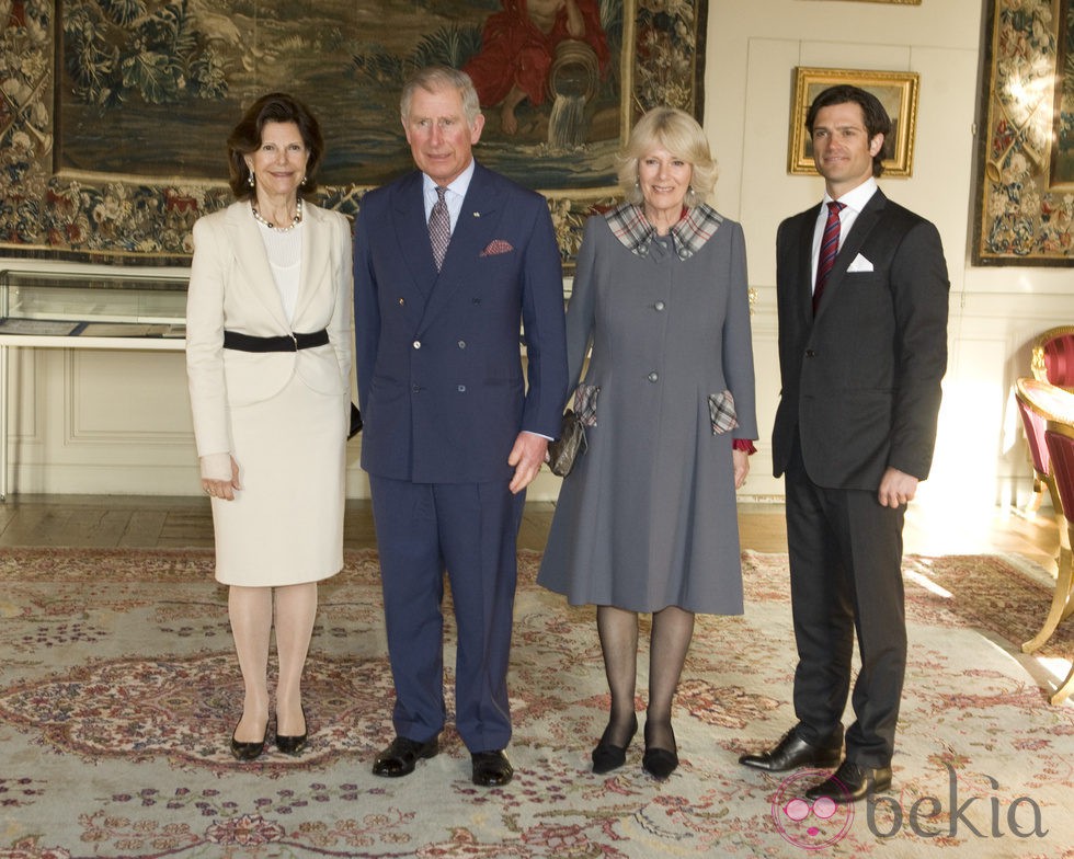 Silvia de Suecia, Carlos de Inglaterra, la Duquesa de Cornualles y Carlos Felipe de Suecia