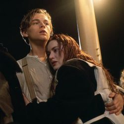 Leonardo Dicaprio y Kate Winslet en una escena clave de la película 'Titanic'