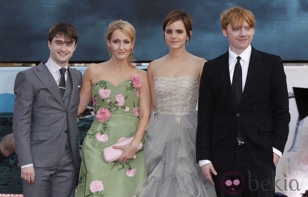 Daniel Radcliffe, J.K. Rowling, Rupert Grint y Emma Watson en el estreno de Harry Potter en Londres