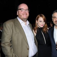 Emma Stone junto a Glenn Ficarra y John Requa en el estreno de 'Crazy, Stupid, Love'