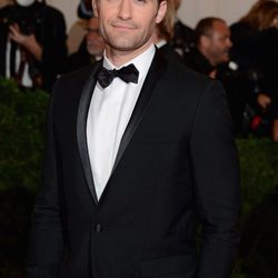 Matthew Morrison en la alfombra roja de la Gala del MET 2012