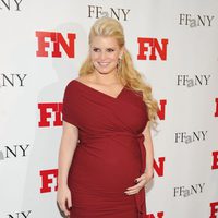 Jessica Simpson presume de embarazo